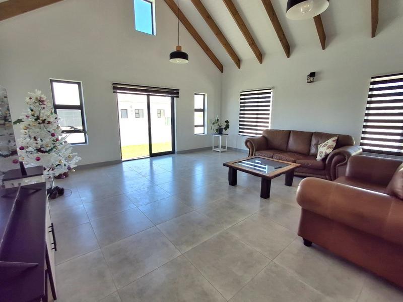 3 Bedroom Property for Sale in Britannia Bay Western Cape